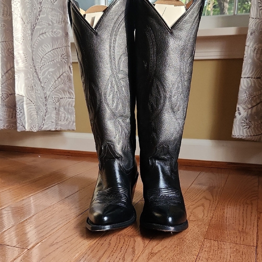 Idyllwind Black Leather Heeled Boots Size 6B - Picture 3 of 8